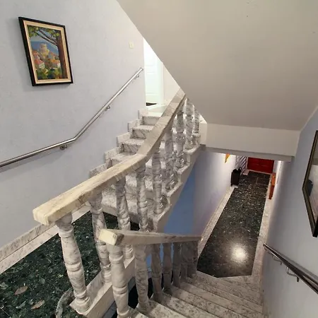 Apartment Antons 2 *