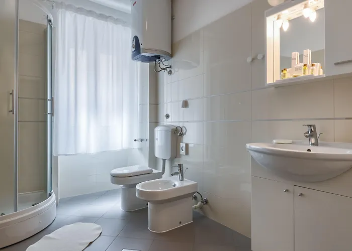 Antons 2 * Πούλα